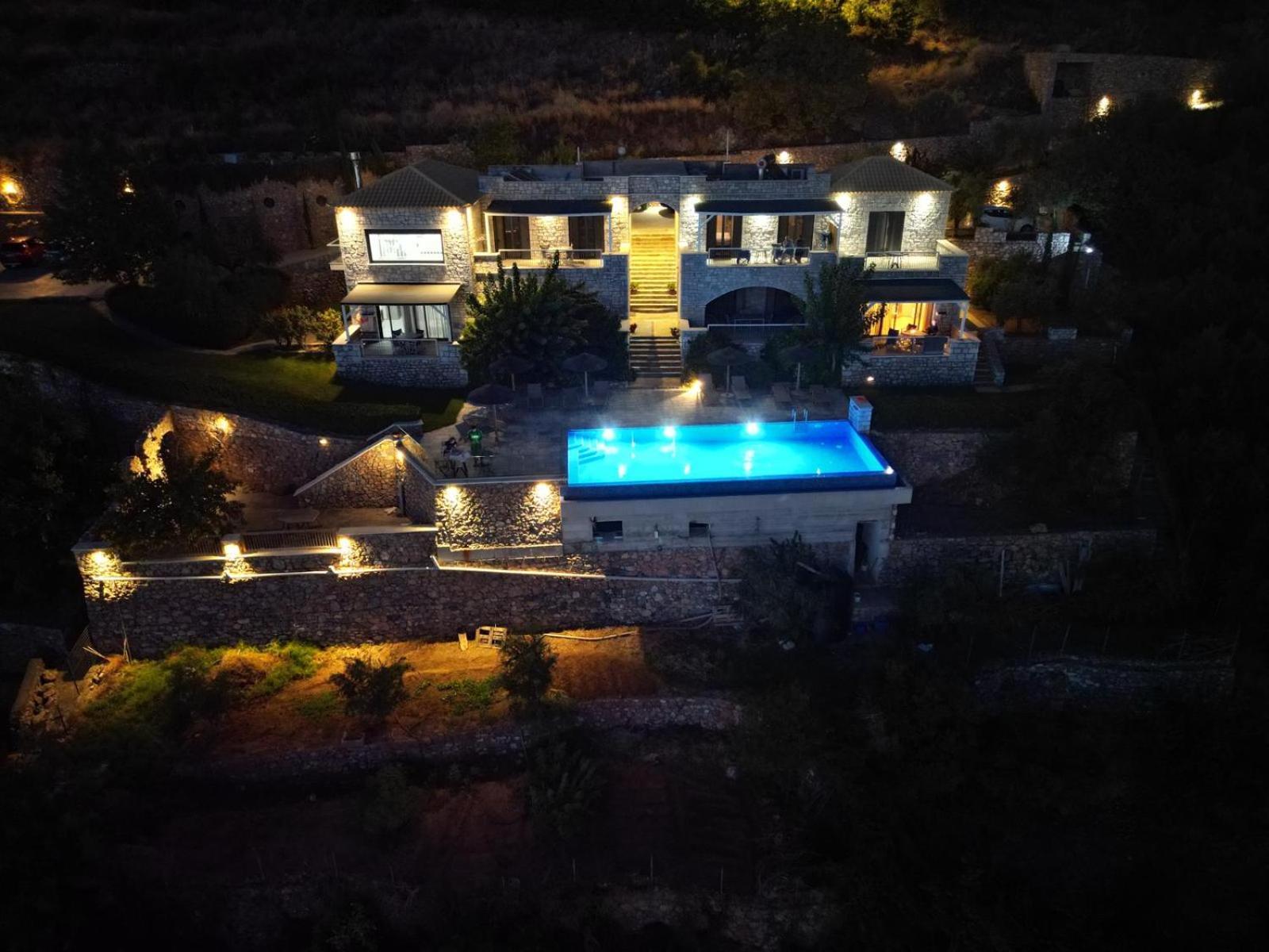 Apartamento Petra Thea Kalamata Exterior foto