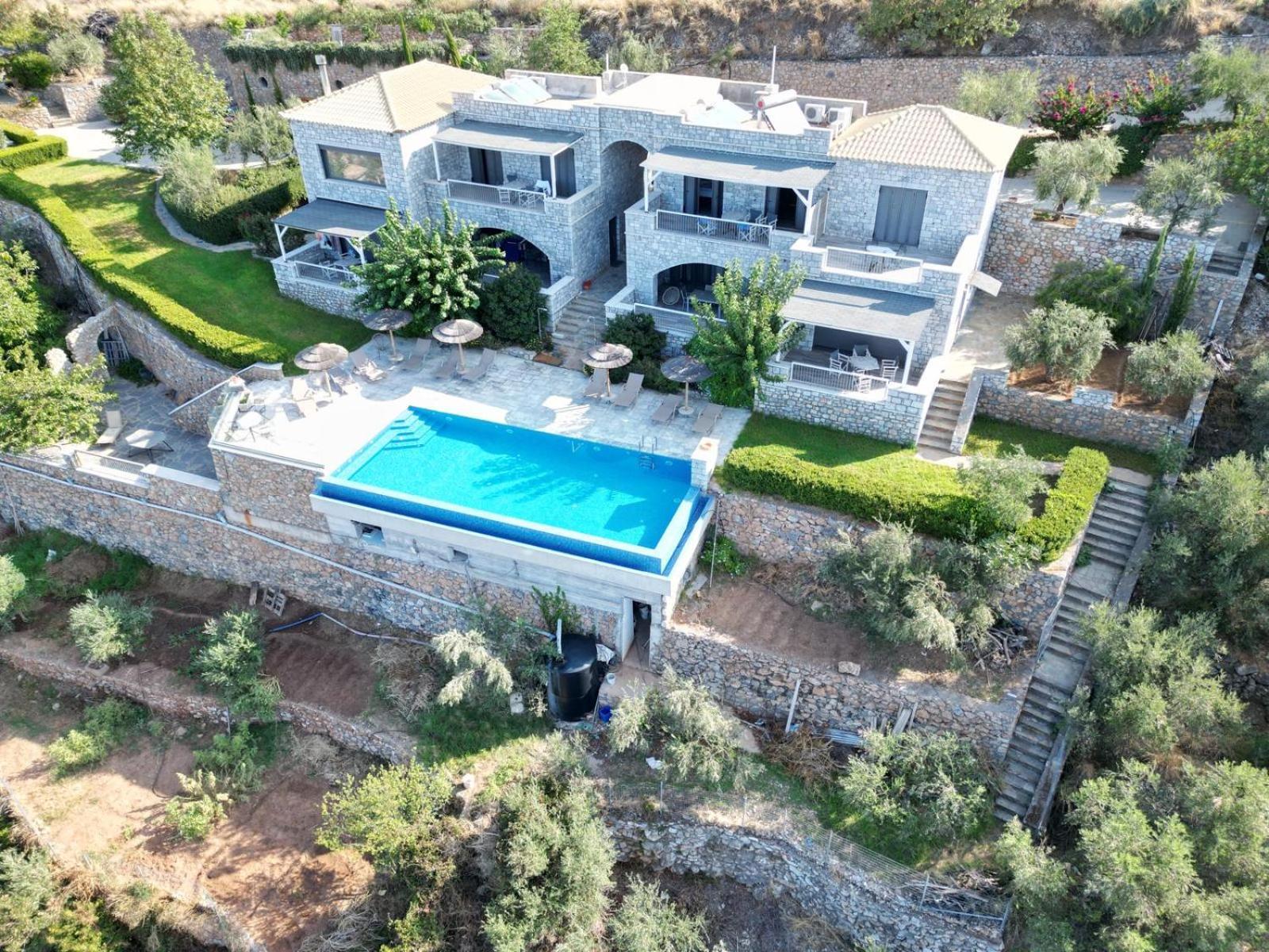 Apartamento Petra Thea Kalamata Exterior foto