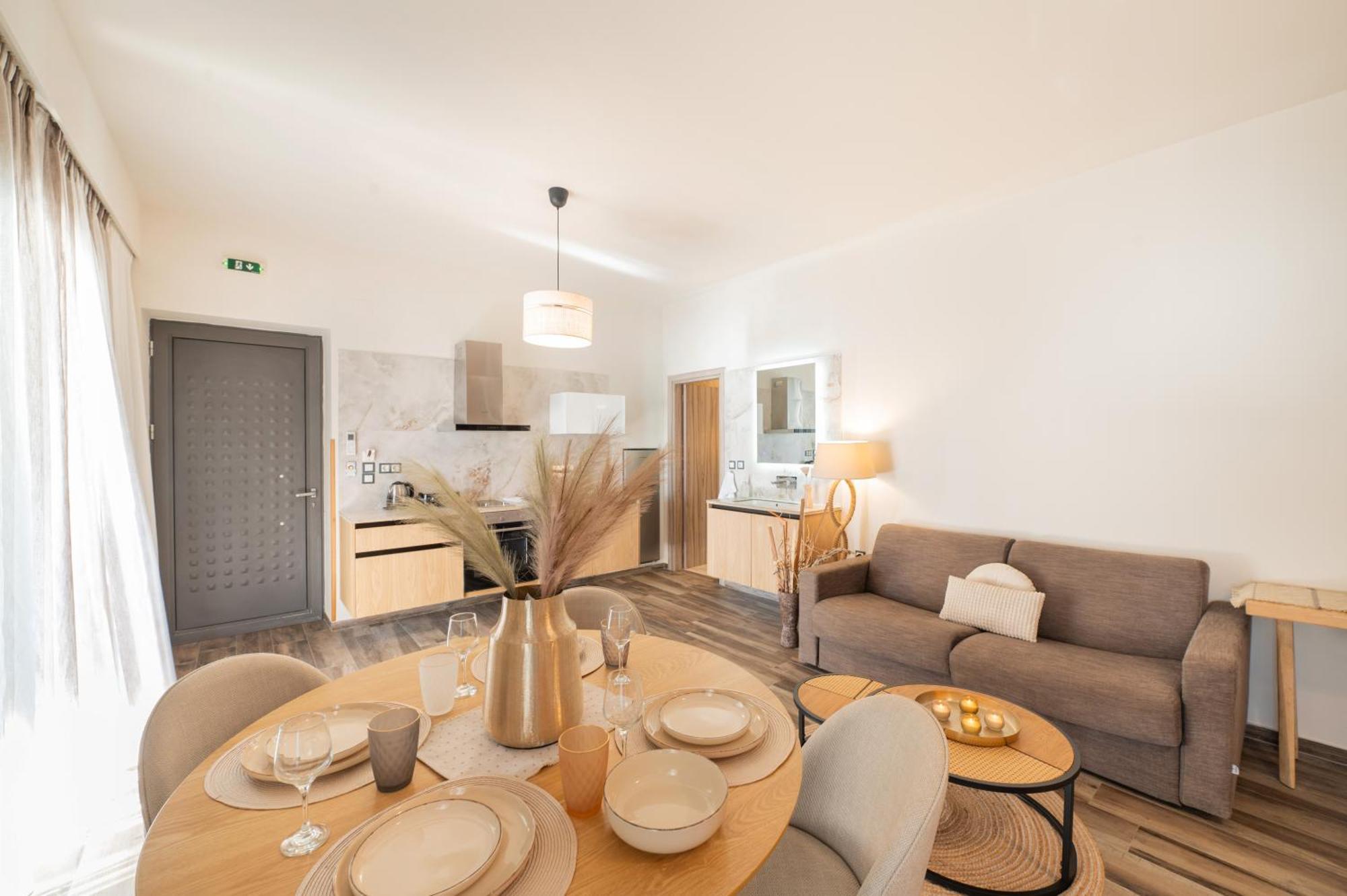 Apartamento Petra Thea Kalamata Exterior foto