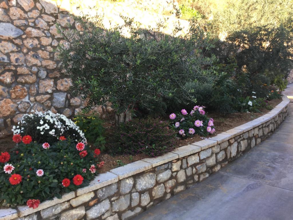 Apartamento Petra Thea Kalamata Exterior foto