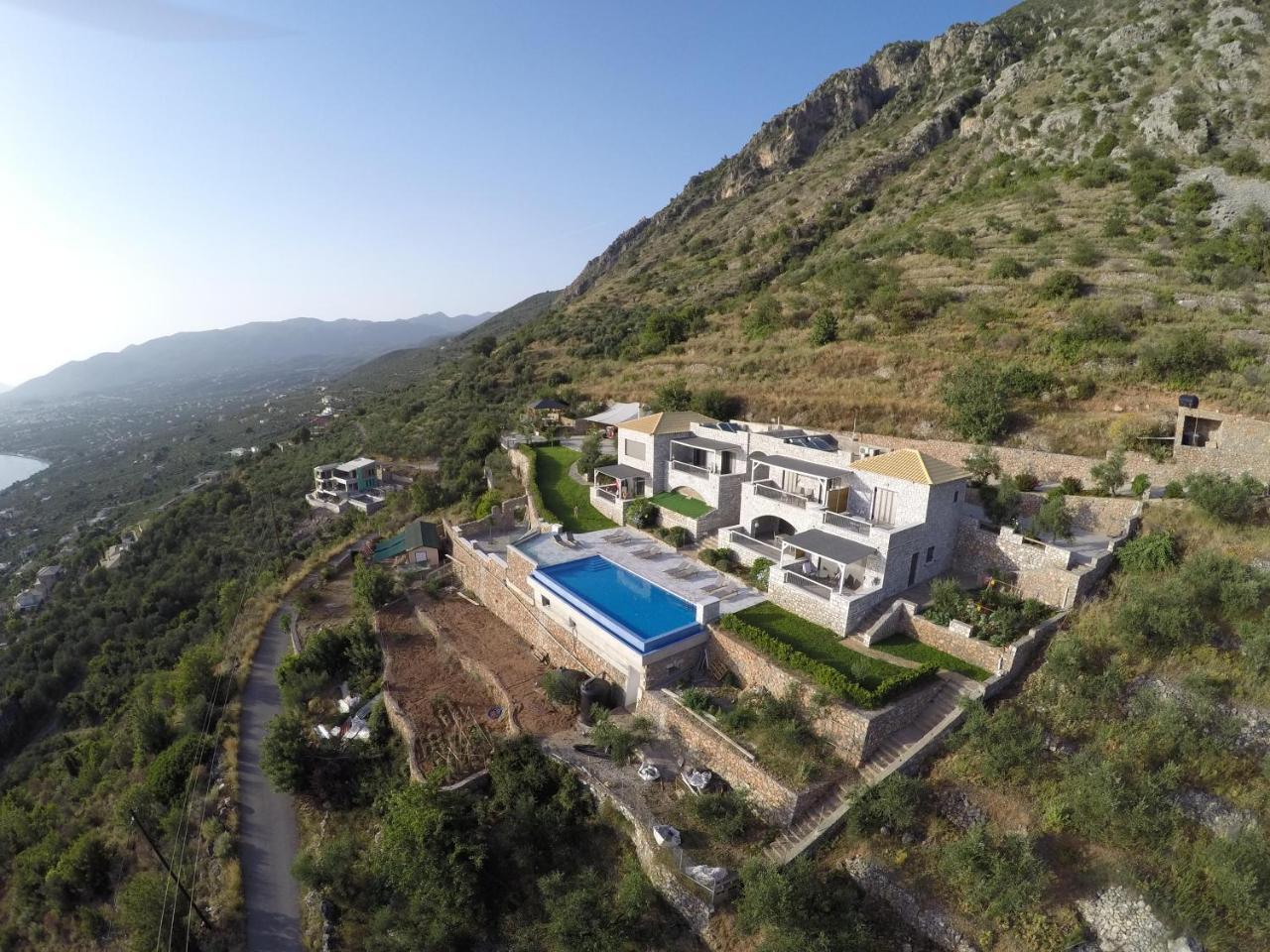 Apartamento Petra Thea Kalamata Exterior foto